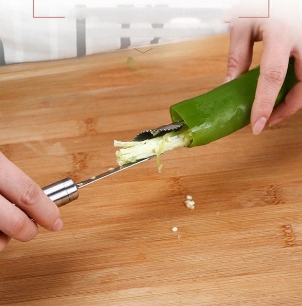 톱니 모양의 씨앗 제거제